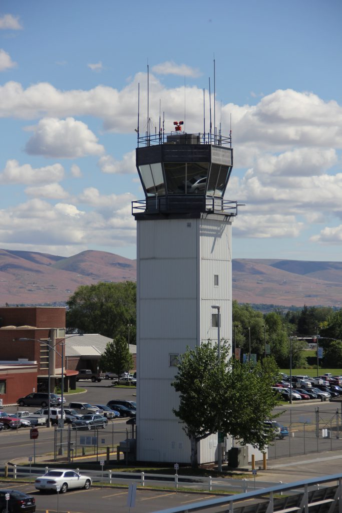 air traffic control tower